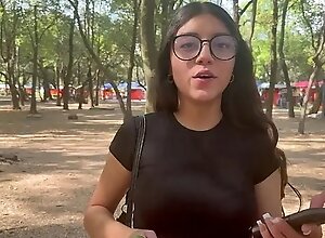 Turista Perdida Termina Follando En Mi Depa